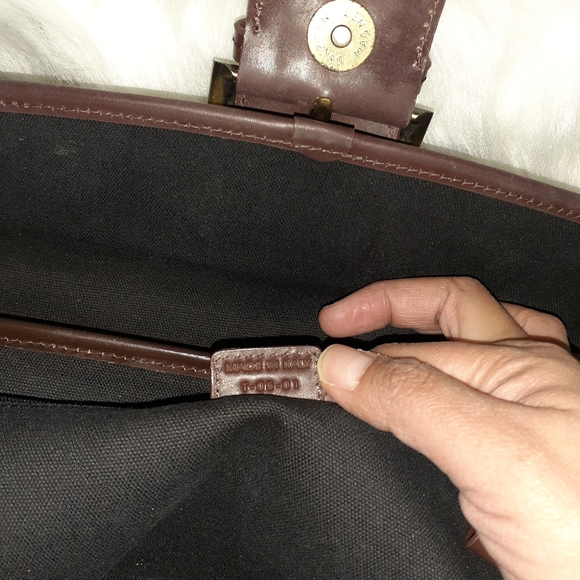Vintage Burberry Handbag - Picture 10 of 13
